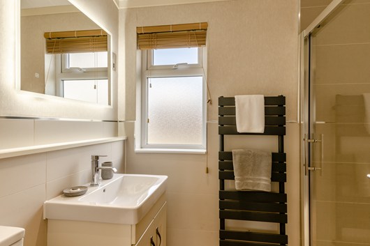 8677727-Orchid-interior04.jpg (1)