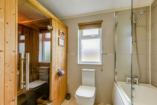 8677727-Orchid-interior08.jpg (1)