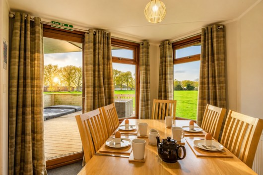 dining_room_high_res.jpg