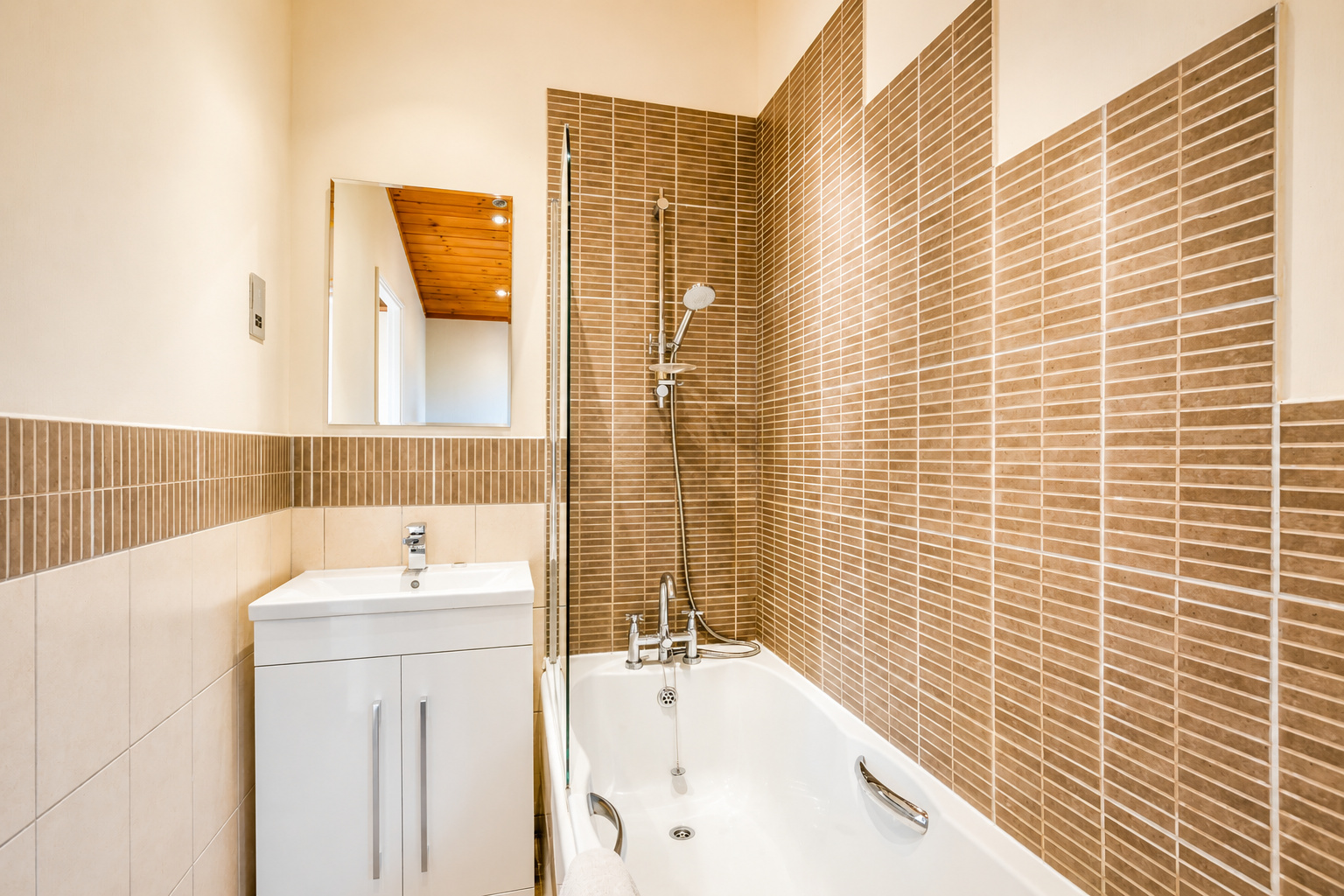 bathroom_high_res.jpg