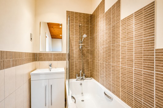 bathroom_high_res.jpg