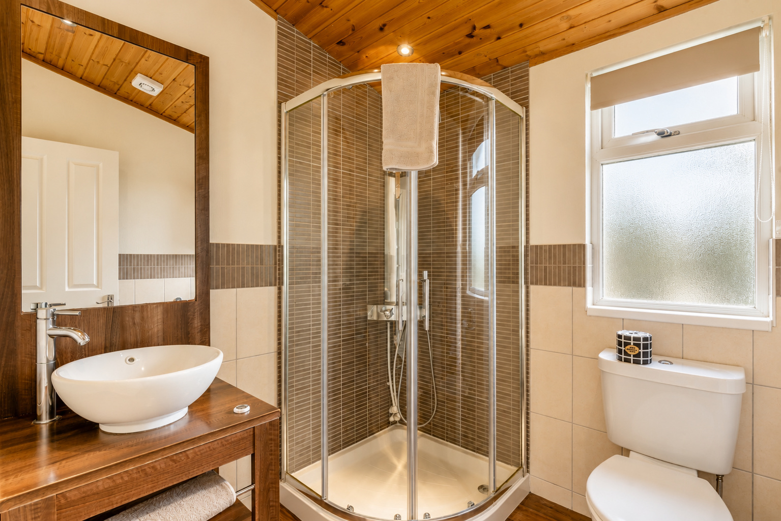bathroom_shower_high_res.jpg